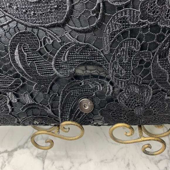 Jessica Simpson Black Lace Clutch - Picture 5 of 8
